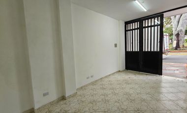 LOCAL COMERCIAL BARRIO BOLIVAR