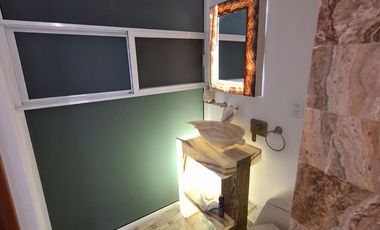Casa en Venta en Fracc. Privado, con portón eléctrico a dos hojas, acceso inmediato a jardín grande en Área común