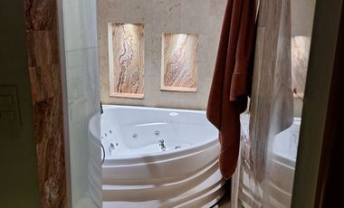 Casa en Venta en Fracc. Privado, con portón eléctrico a dos hojas, acceso inmediato a jardín grande en Área común