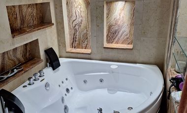 Casa en Venta en Fracc. Privado, con portón eléctrico a dos hojas, acceso inmediato a jardín grande en Área común