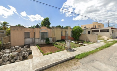 CASA EN RECUPERACIÓN BANCARIA EN C19 No. 330 TIZIMÍN CENTRO, YUCATÁN.