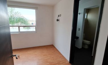 Casa en renta en San Andrés Cholula – Privada sobre Av. Radial Zapata Confort, ubicación y privacidad a solo minutos del corazón de San Andrés Cholula