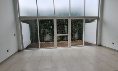 Casa en renta en San Andrés Cholula – Privada sobre Av. Radial Zapata Confort, ubicación y privacidad a solo minutos del corazón de San Andrés Cholula