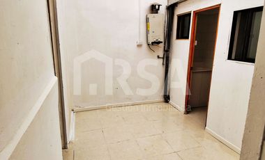 CASA 2 HABITACIOMES / 1 BAÑO, CALLE CHIOLÉ 1666, SANTIAGO