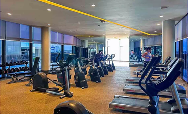 Fully-Furnished 1 Bedroom Loft Condo for Sale