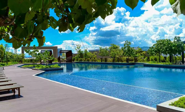 Fully-Furnished 1 Bedroom Loft Condo for Sale