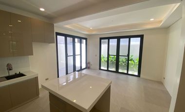 House and Lot in South Forbes  For Sale - #8432