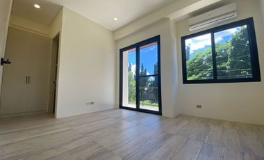 House and Lot in South Forbes  For Sale - #8432
