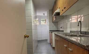 Se Vende 2 Dormitorios+ Estacionamiento .Av Perú