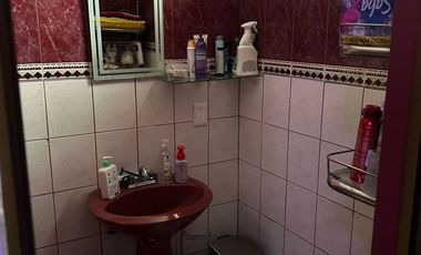 Casa en Venta en Jardines de la Paz, usada anteriormente como Panadería