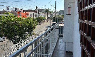 Casa en Venta en Jardines de la Paz, usada anteriormente como Panadería