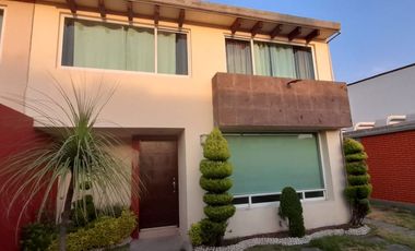 Casa en Renta en Bosque de las Fuentes Calimaya modelo Trevi