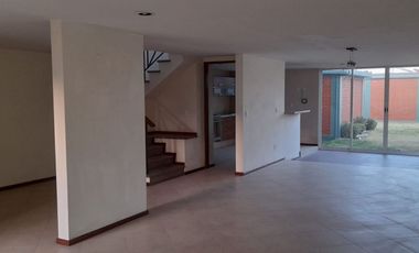 Casa en Renta en Bosque de las Fuentes Calimaya modelo Trevi