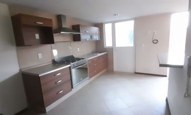 Casa en Renta en Bosque de las Fuentes Calimaya modelo Trevi