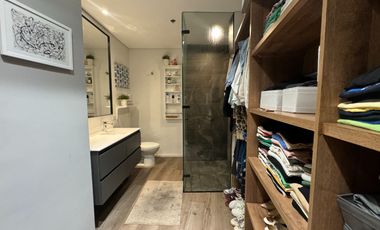 Venta Apto alto Palmas moderno