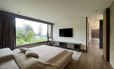 Venta Apto alto Palmas moderno