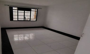CASA AMPLIA DE 2 PISOS INDEPENDIENTES UBICADA EN LA CARRERA 9 BIS PEREIRA