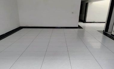 CASA AMPLIA DE 2 PISOS INDEPENDIENTES UBICADA EN LA CARRERA 9 BIS PEREIRA