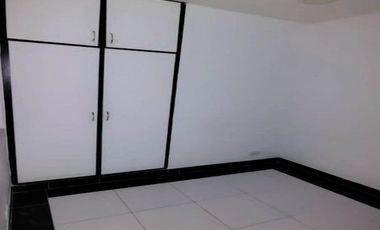 CASA AMPLIA DE 2 PISOS INDEPENDIENTES UBICADA EN LA CARRERA 9 BIS PEREIRA
