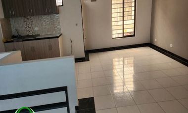 CASA AMPLIA DE 2 PISOS INDEPENDIENTES UBICADA EN LA CARRERA 9 BIS PEREIRA