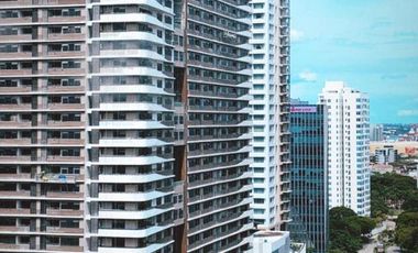 Ultra-Rare Luxury 3 Bedrooms Penthouse Condo in Alcoves Ayala Center Cebu