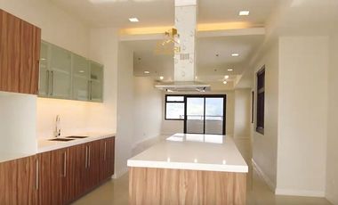 Ultra-Rare Luxury 3 Bedrooms Penthouse Condo in Alcoves Ayala Center Cebu