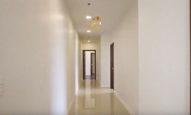 Ultra-Rare Luxury 3 Bedrooms Penthouse Condo in Alcoves Ayala Center Cebu