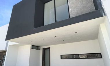 HERMOSO RESIDENCIAL EN VENTA ZONA TLACOMULCO OCOTLAN