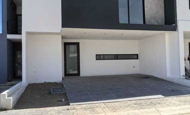 HERMOSO RESIDENCIAL EN VENTA ZONA TLACOMULCO OCOTLAN