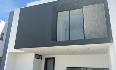 HERMOSO RESIDENCIAL EN VENTA ZONA TLACOMULCO OCOTLAN