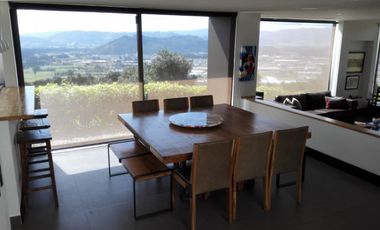Venta Casa de Campo de Ensueño en Tocancipá – Exclusividad, Naturaleza y Modernidad