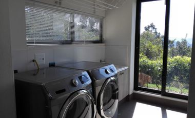 Venta Casa de Campo de Ensueño en Tocancipá – Exclusividad, Naturaleza y Modernidad