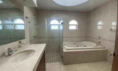 Bonita Casa en la Estancia | M11 Inmobiliaria
