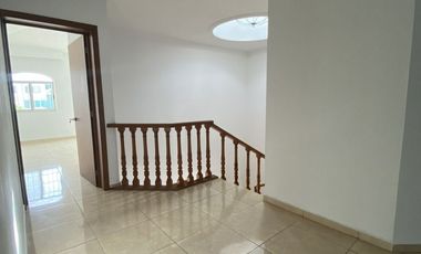 Bonita Casa en la Estancia | M11 Inmobiliaria
