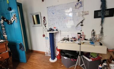 Se vende casa en Santiago Concha.