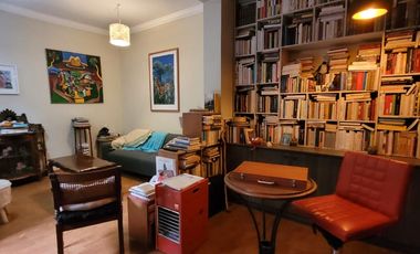 Se vende casa en Santiago Concha.