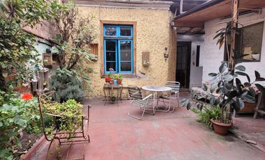 Se vende casa en Santiago Concha.