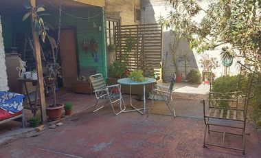 Se vende casa en Santiago Concha.