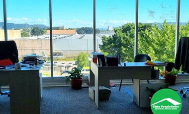 ¡Haz crecer tu negocio! Oficina Concepción: Espacios flexibles, luminosos y modernos