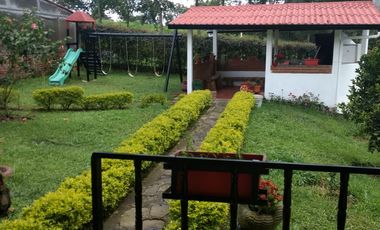 Vende Casa Campestre SASAIMA- PARCELACIÓN LA estancia