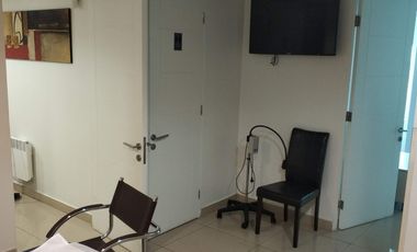 Arriendo Oficina 3 Privados -  3 Baños Sector Privilegiado