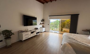 Vendo Hermosa casa independiente Llanogrande