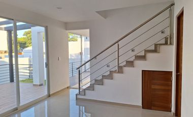 ESTRENE CONDOMINIO DE 8 CASAS EN CUERNAVACA