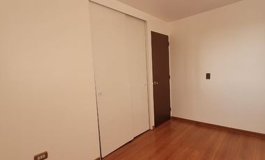 Se vende departamento en las Golondrinas, las Rosas Maipú