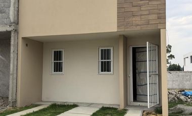 HERMOSA CASA DE 2 NIVELES EN VENTA ZONA: SANTA CRUZ TLAXCALA ‼️🌼