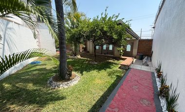 Hermosa casa en venta, Cuernavaca. Fraccionamiento Burgos.