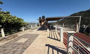 CASA DOS NIVELES, LOS LIRIOS