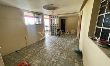 CASA DOS NIVELES, LOS LIRIOS