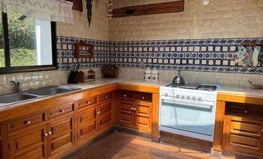 CASA EN AVANDARO