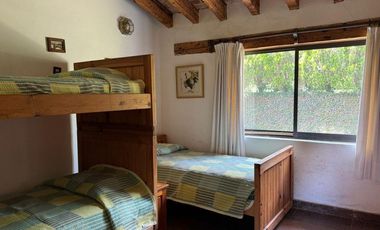 CASA EN AVANDARO